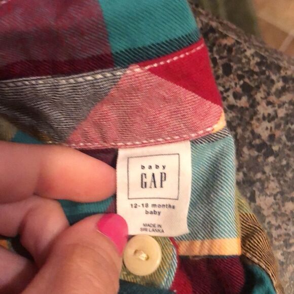 Old Navy and Gap Outfit size 12-18 Months - Picture 3 of 4